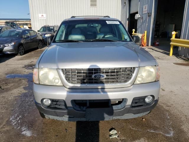 2004 Ford Explorer XLT