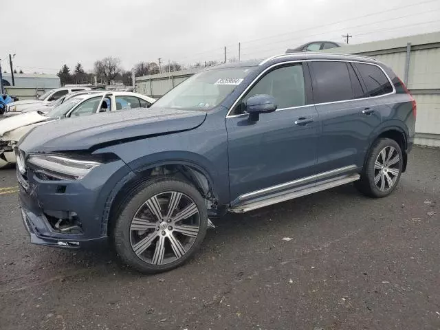 2022 Volvo XC90 T6 Inscription