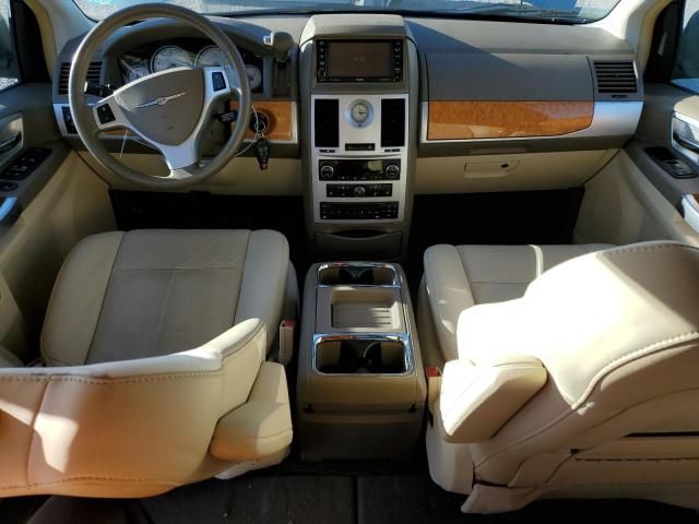 2008 Chrysler Town & Country Limited