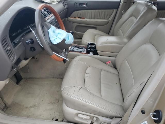 2000 Lexus LS 400