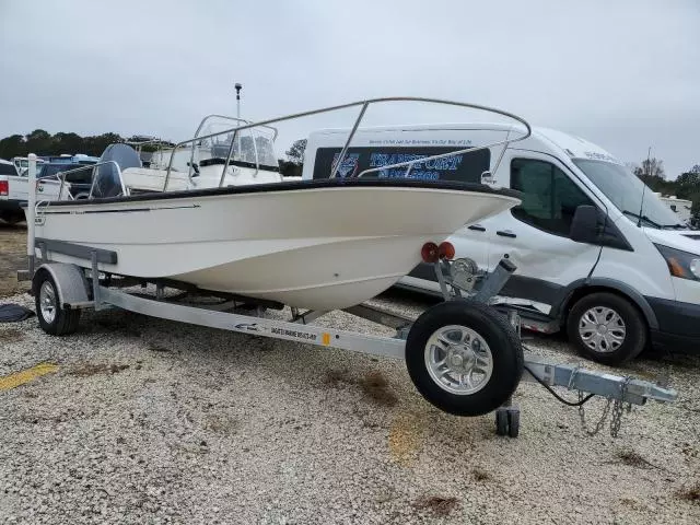 2004 Boston Whaler Boat W TRL