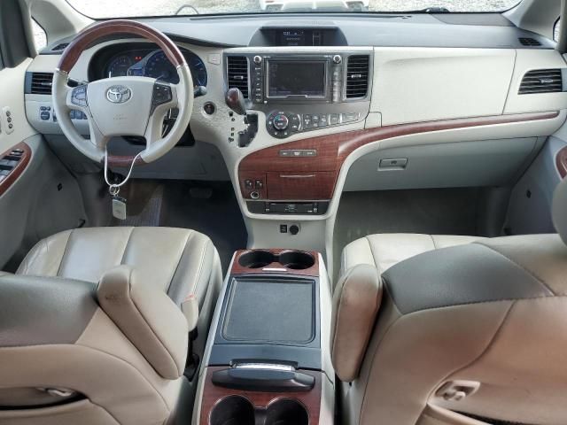 2014 Toyota Sienna XLE