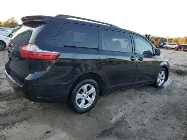 2015 Toyota Sienna LE