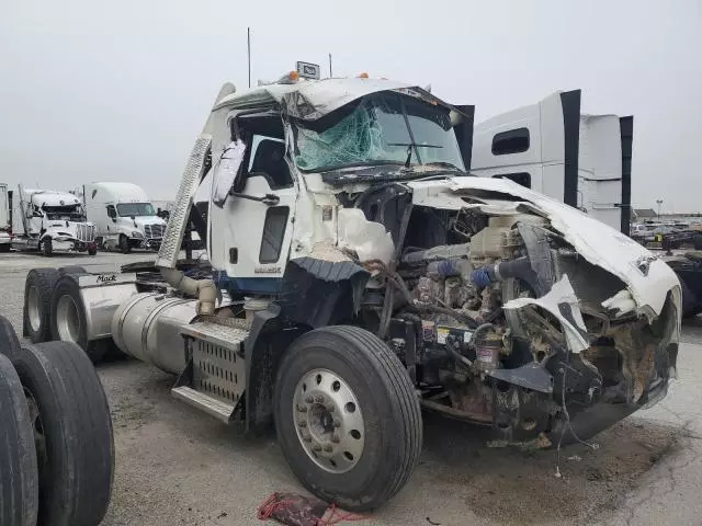 2015 Mack 600 CXU600