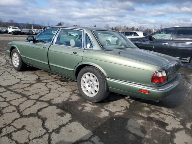 1999 Jaguar XJ8