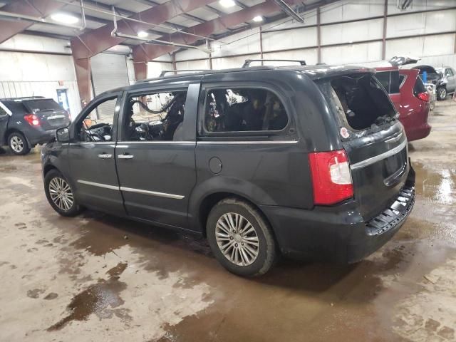 2013 Chrysler Town & Country Touring L