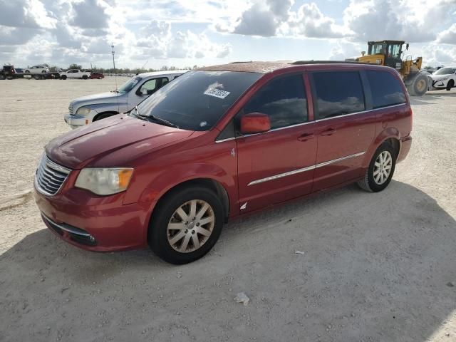 2014 Chrysler Town & Country Touring