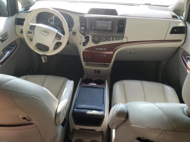 2014 Toyota Sienna XLE