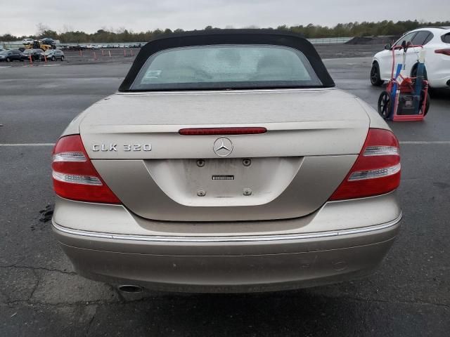 2004 Mercedes-Benz CLK 320