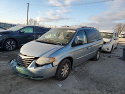 2006 Chrysler Town & Country Touring en venta en Pekin, IL