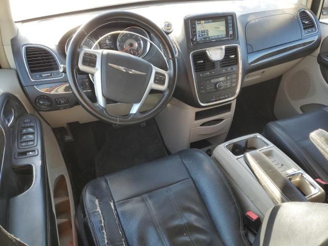 2012 Chrysler Town & Country Touring