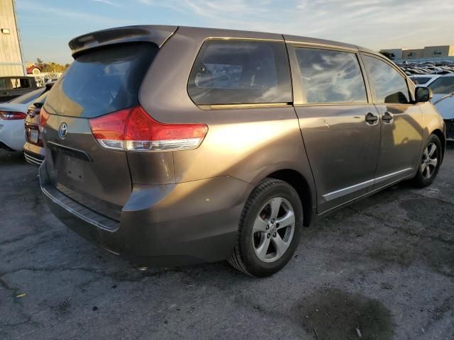 2012 Toyota Sienna