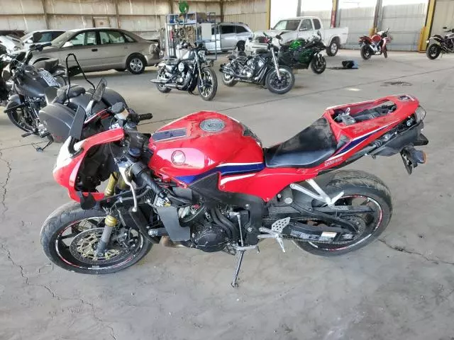 2024 Honda CBR600 RR