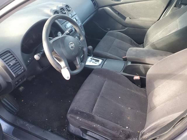 2010 Nissan Altima Base