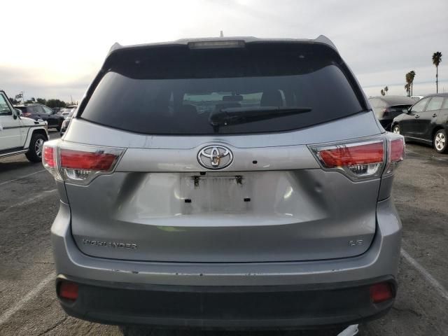 2015 Toyota Highlander LE