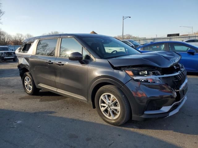 2023 KIA Carnival LX