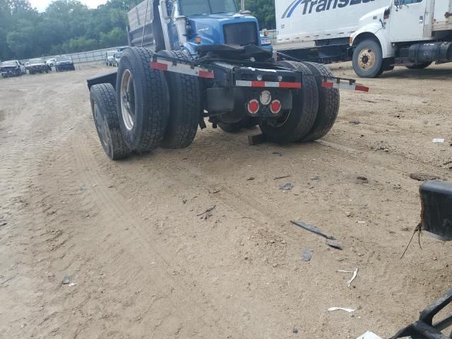 2021 Freightliner Cascadia 126