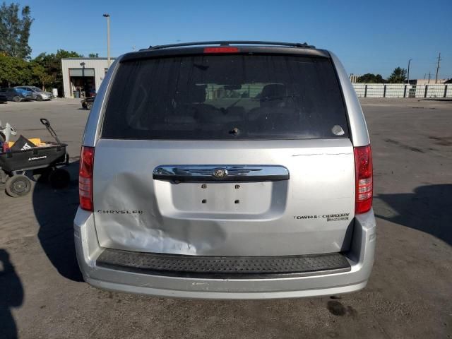 2009 Chrysler Town & Country Touring