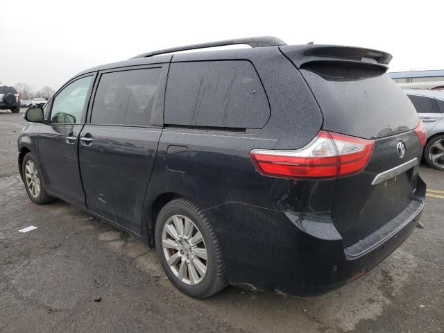 2017 Toyota Sienna XLE