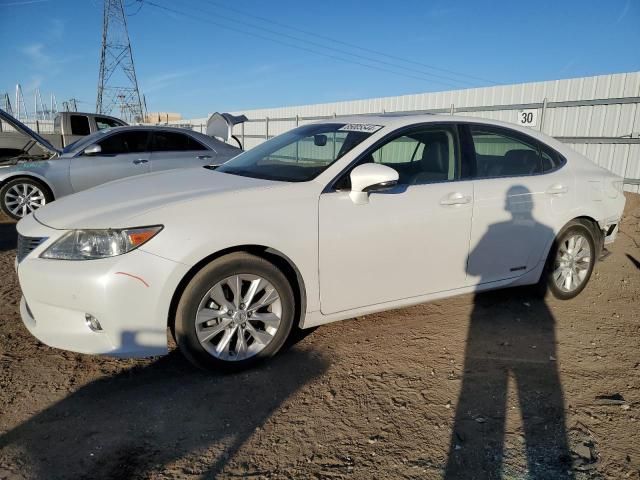 2015 Lexus ES 300H