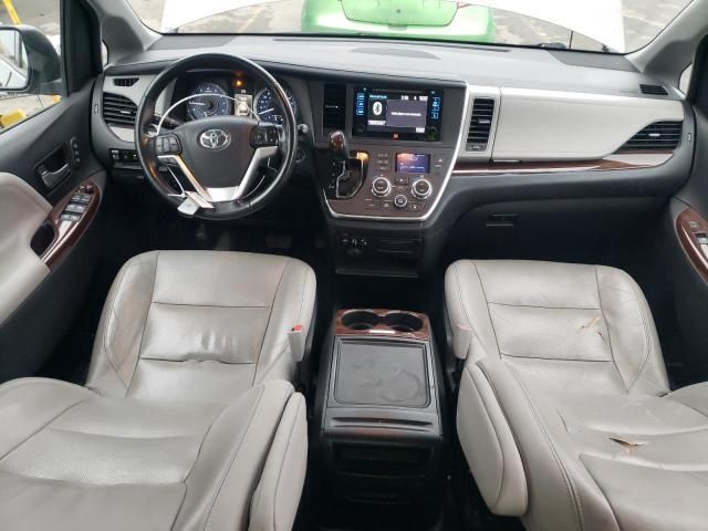 2015 Toyota Sienna XLE