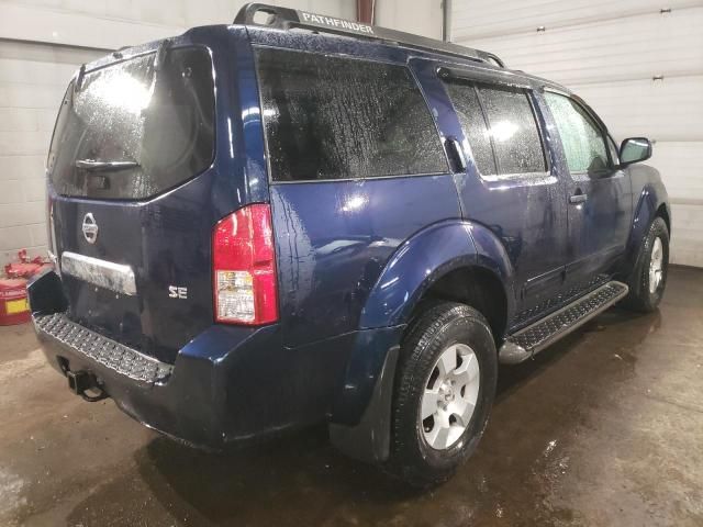 2007 Nissan Pathfinder LE