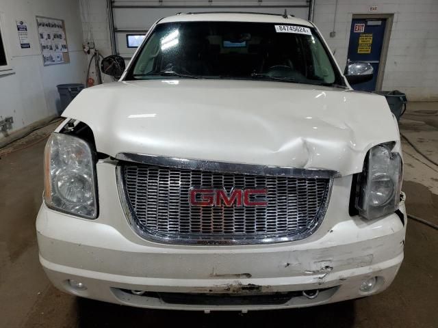 2011 GMC Yukon XL K1500 SLT