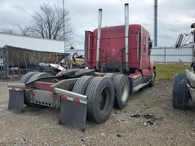 2001 Freightliner Conventional Columbia