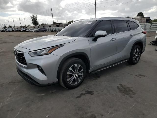 2020 Toyota Highlander XLE