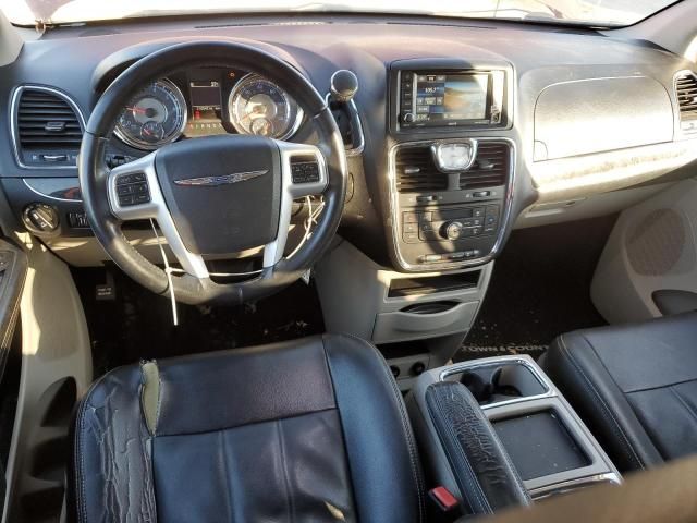 2015 Chrysler Town & Country Touring