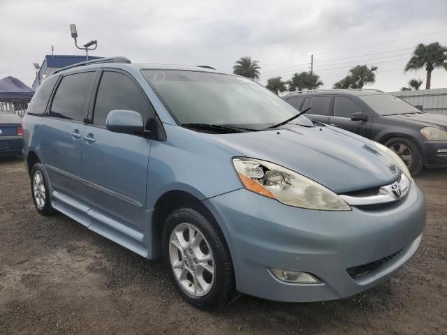 2006 Toyota Sienna XLE