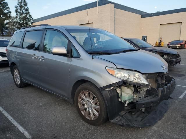 2012 Toyota Sienna LE