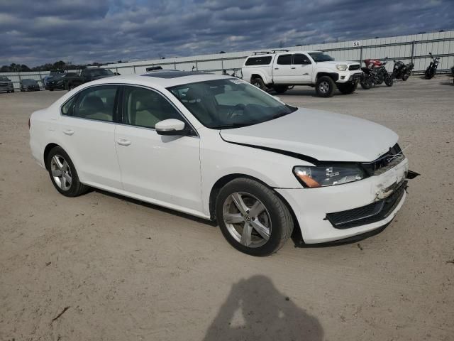 2013 Volkswagen Passat SE