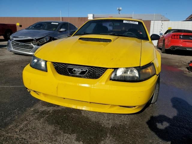 2004 Ford Mustang