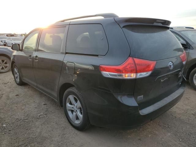 2011 Toyota Sienna LE