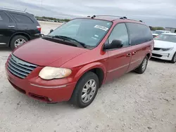 Chrysler Town & Country Limited Vehiculos salvage en venta: 2005 Chrysler Town & Country Limited