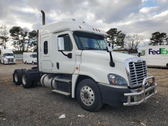 2018 Freightliner Cascadia 125