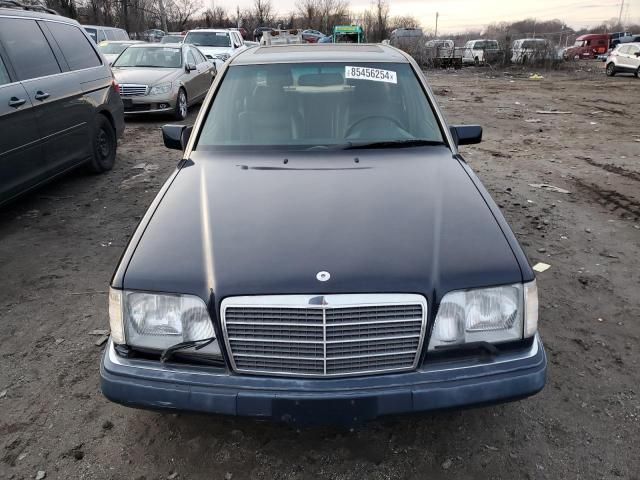 1994 Mercedes-Benz E 320