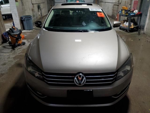 2015 Volkswagen Passat SE