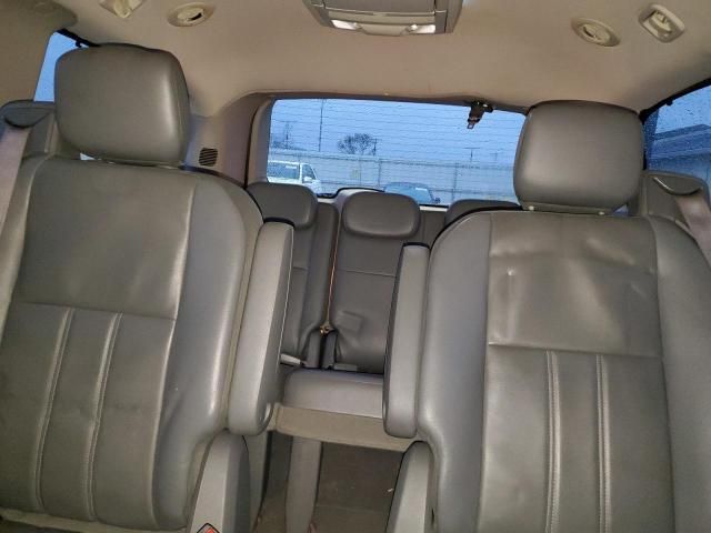 2010 Chrysler Town & Country Touring