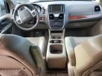 2014 Chrysler Town & Country Touring L