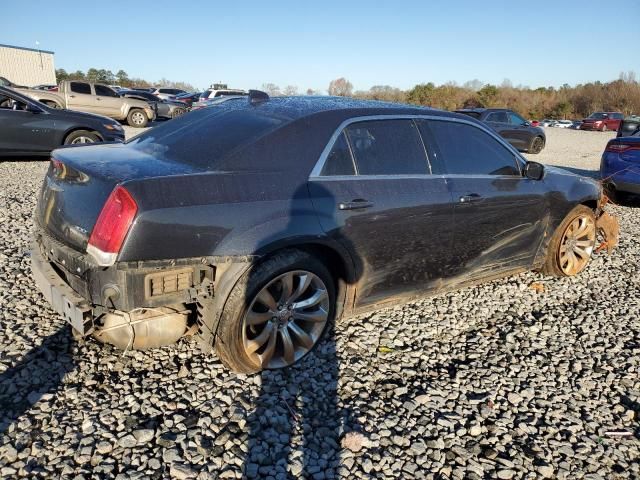 2018 Chrysler 300 Touring