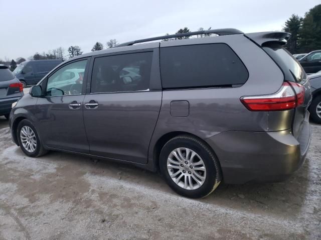 2015 Toyota Sienna XLE