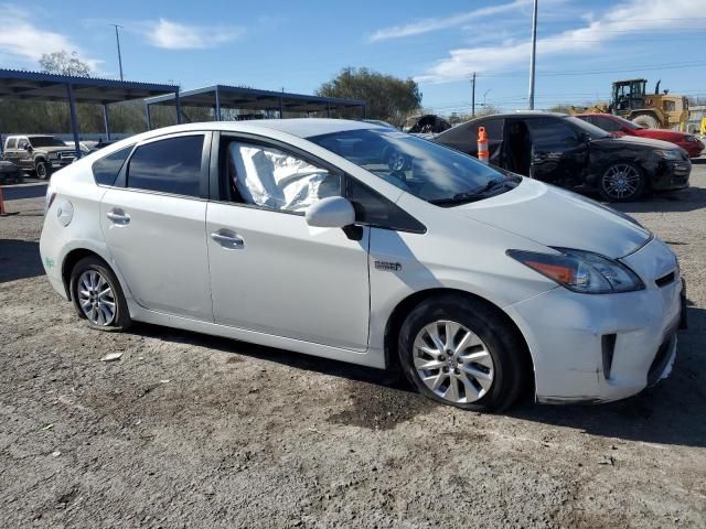 2014 Toyota Prius PLUG-IN