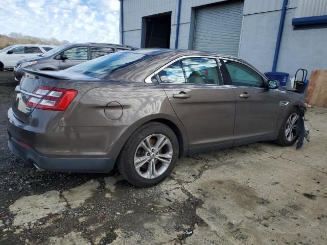 2015 Ford Taurus SEL