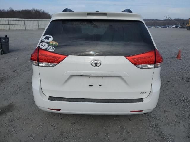 2012 Toyota Sienna XLE