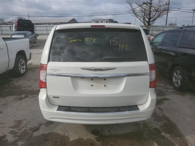 2013 Chrysler Town & Country Touring