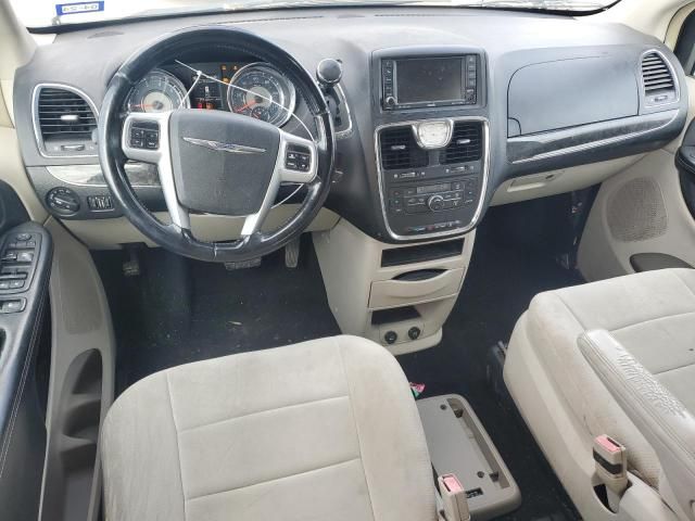 2011 Chrysler Town & Country Touring