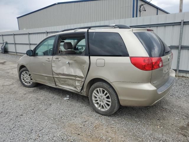 2008 Toyota Sienna LE