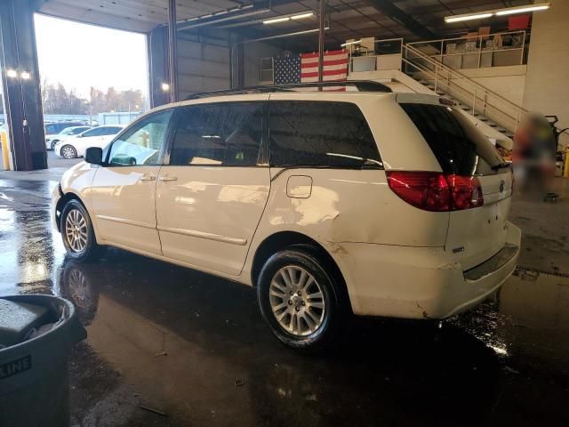 2008 Toyota Sienna LE